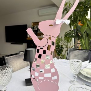 Duży zając wielkanocny zając