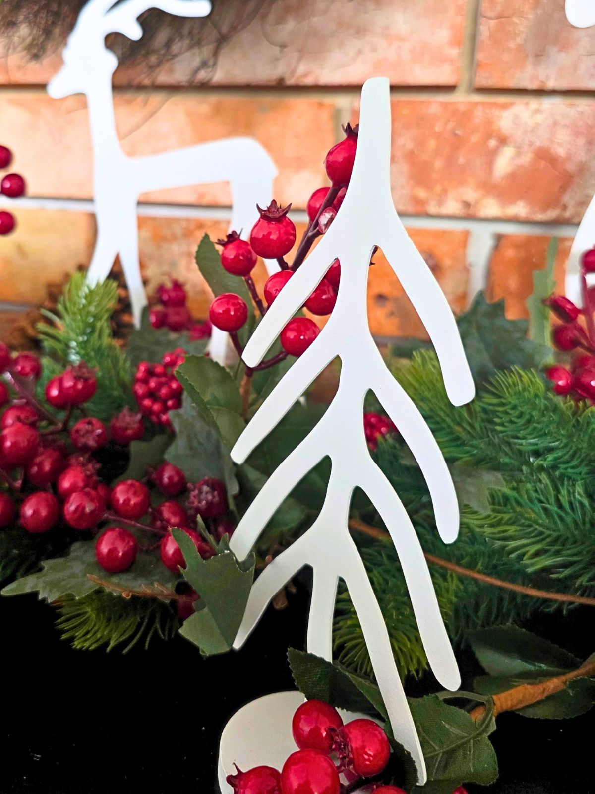 choinka-bozonarodzeniowa-w-stylu-skandynawskim-21-cm-wysoka