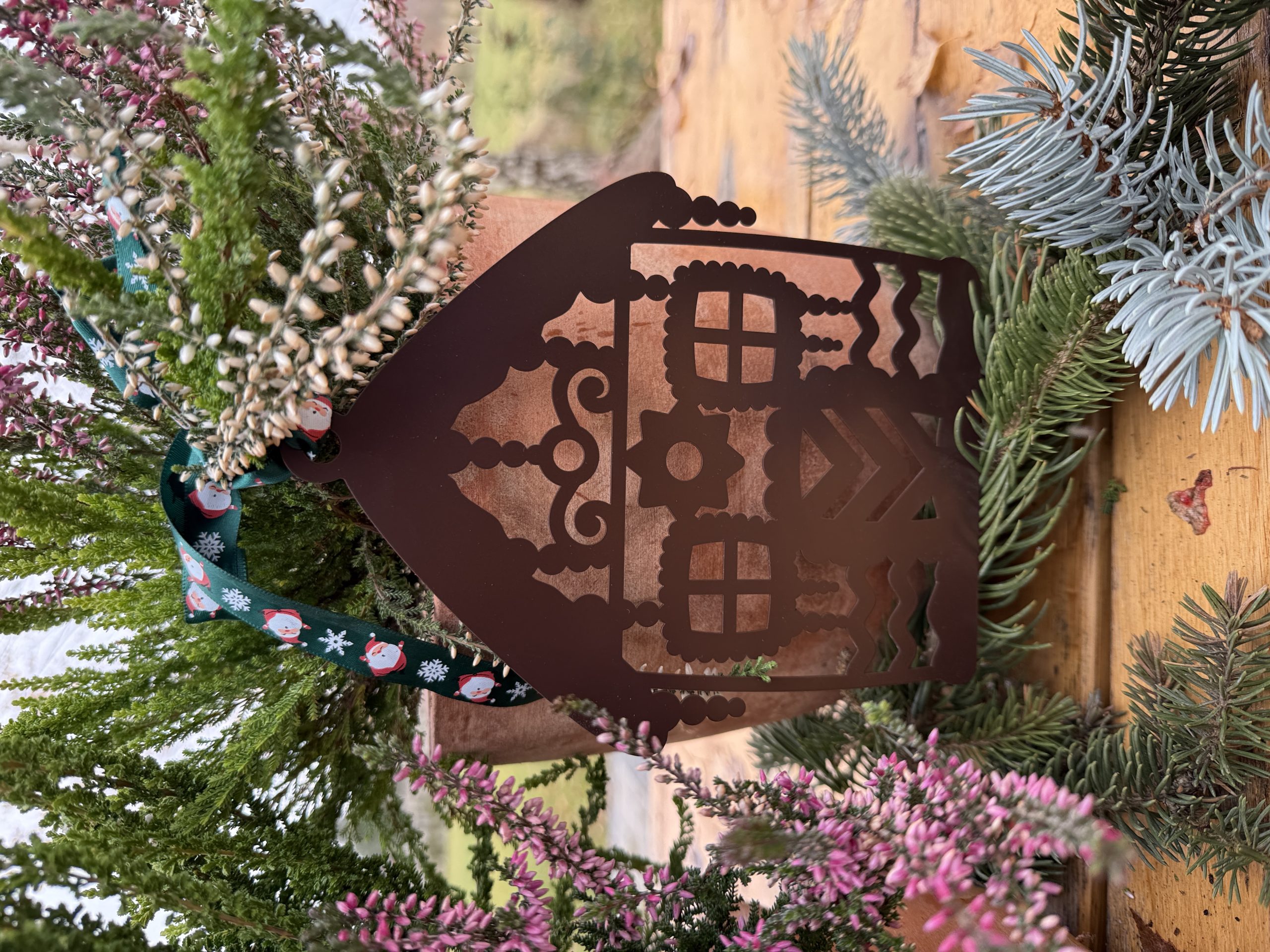 ozdoba i dodatek bombka