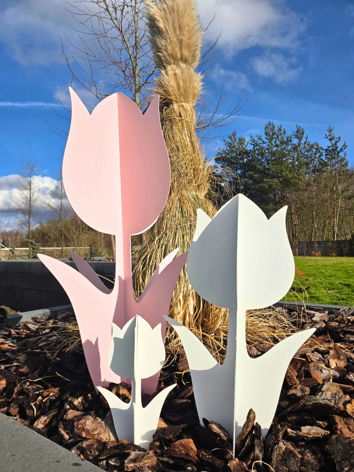 Tulipan 37 cm – Dekoracyjna Figura do Ogrodu, na Taras i do Salonu. Stylowa Ozdoba Przyciągająca Wzrok. - obrazek 2